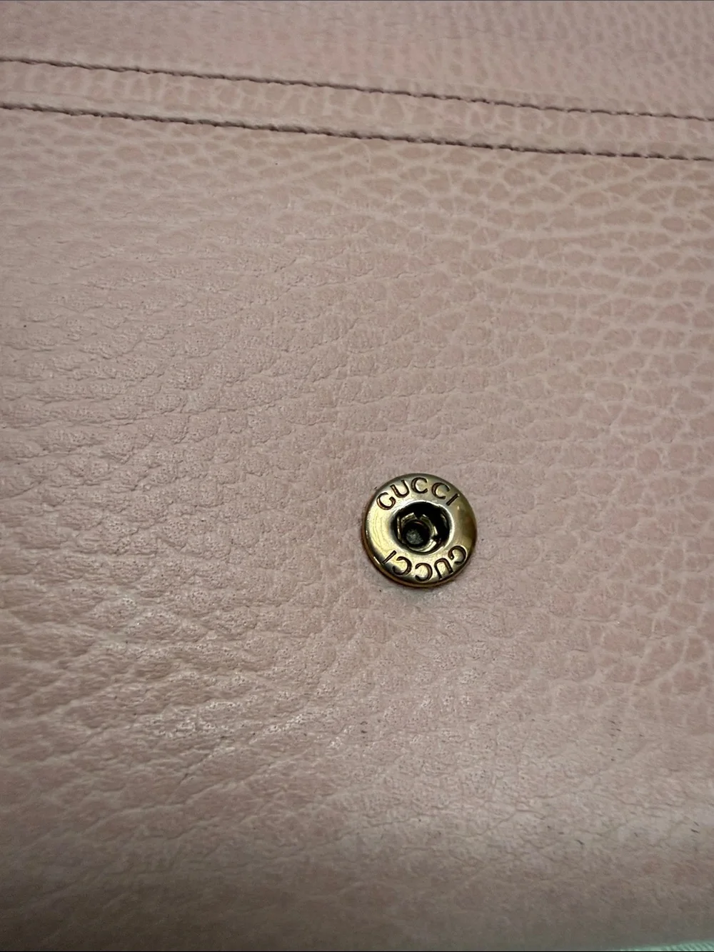 Gucci Pinkish Cream Leather Continental Wallet with Gold Butterfly Box Included - Picture 10 of 13